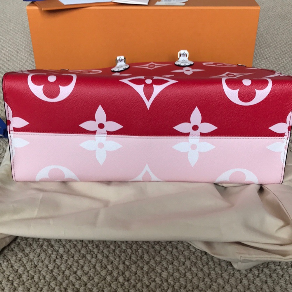 ‼️SOLD‼️💯Authentic Louis Vuitton ONTHEGO Tote - Picture 6 of 8